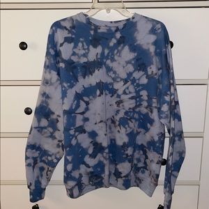 Hanes tie dye sweatshirt